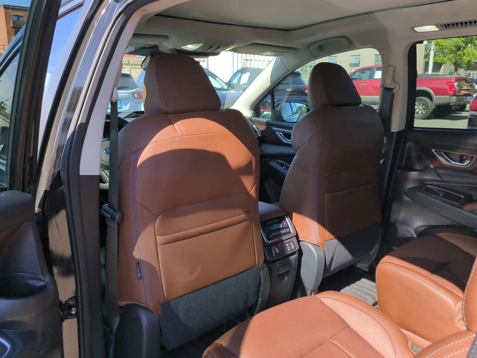 2023 Subaru Ascent Touring photo 18