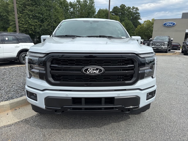 2025 Ford F-150 Lariat photo 4