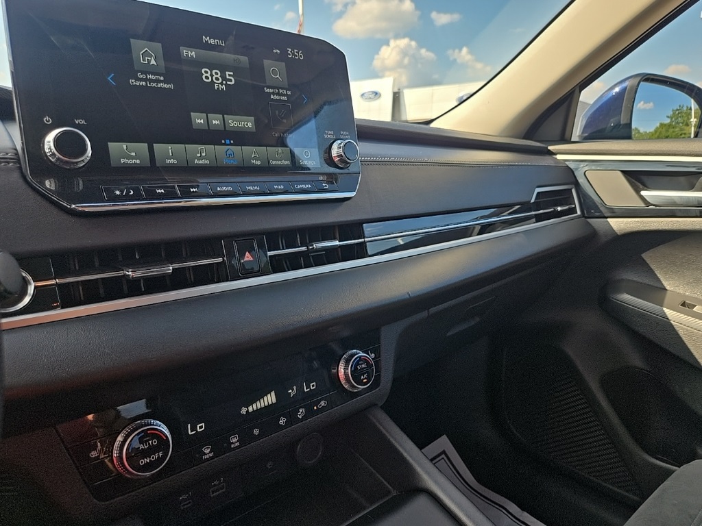 2024 Mitsubishi Outlander SE photo 16