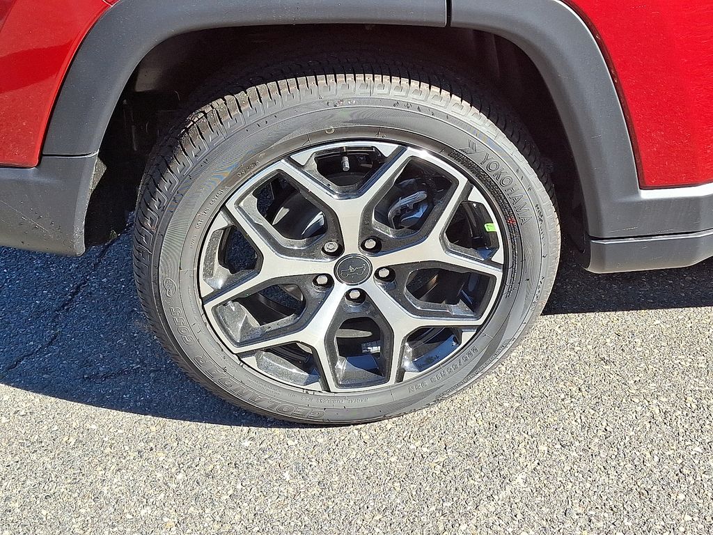 2026 Jeep Compass Limited photo 3