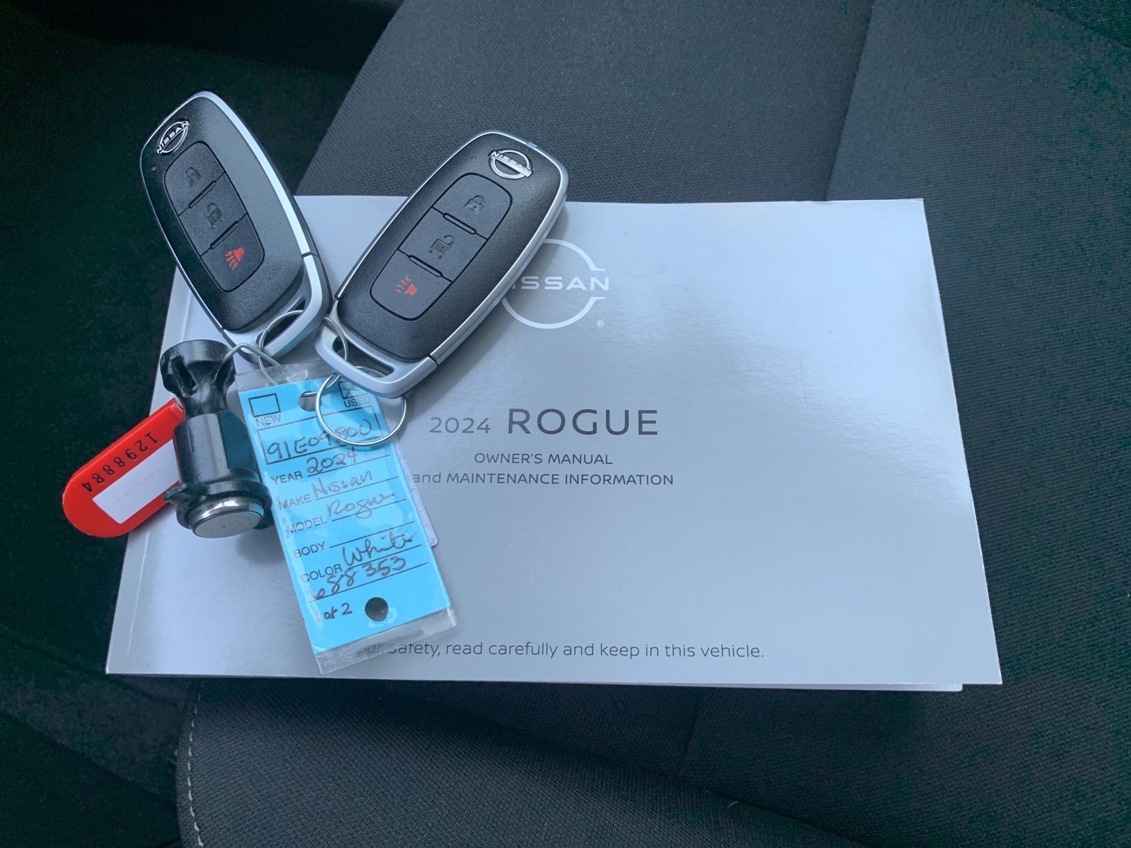 2024 Nissan Rogue S photo 23