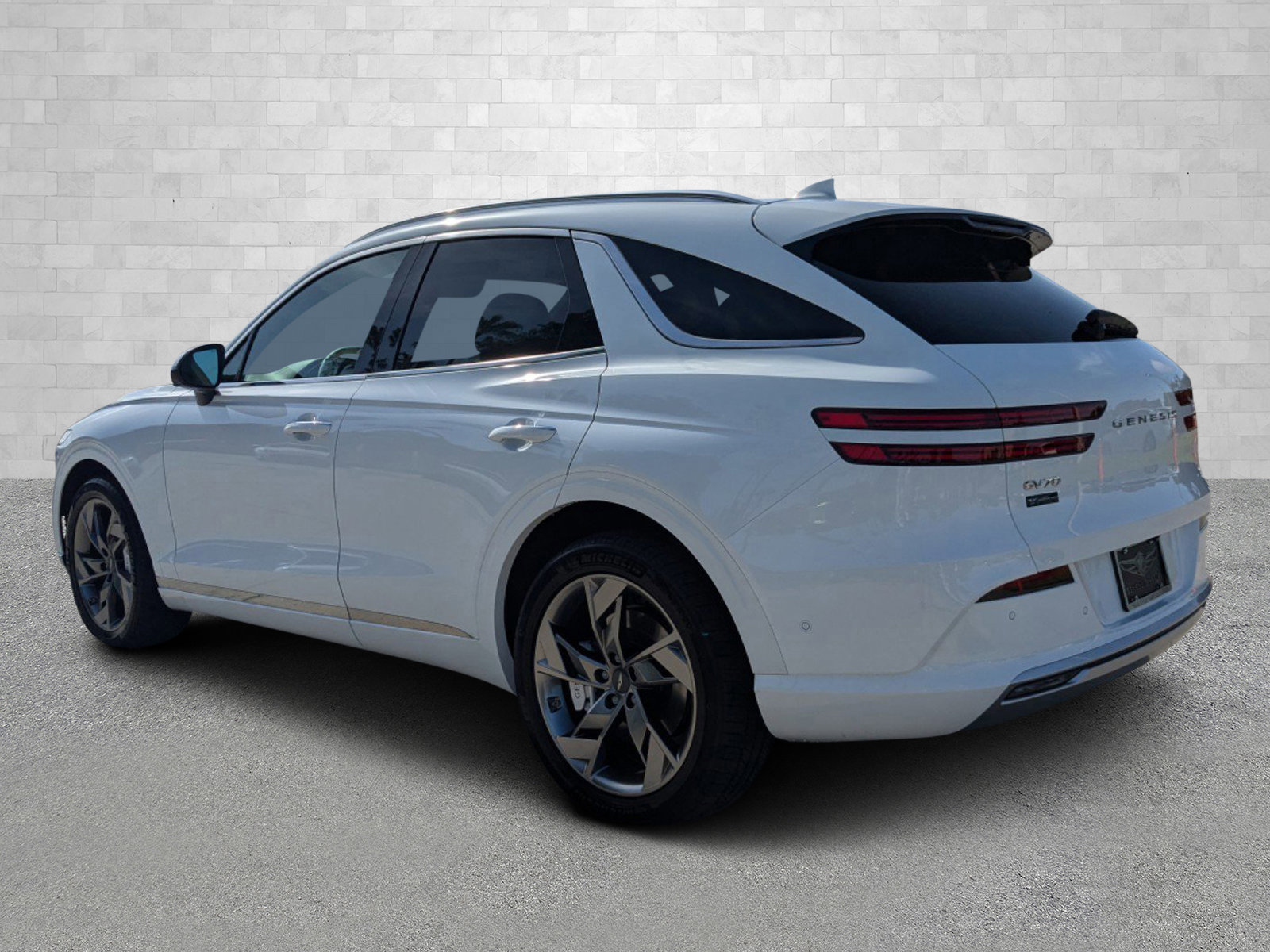 2025 Genesis Electrified GV70 Prestige photo 4