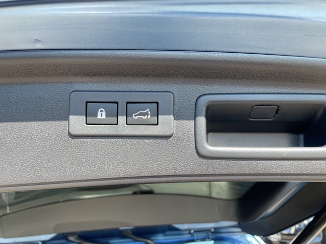 2020 Subaru Forester Touring photo 14