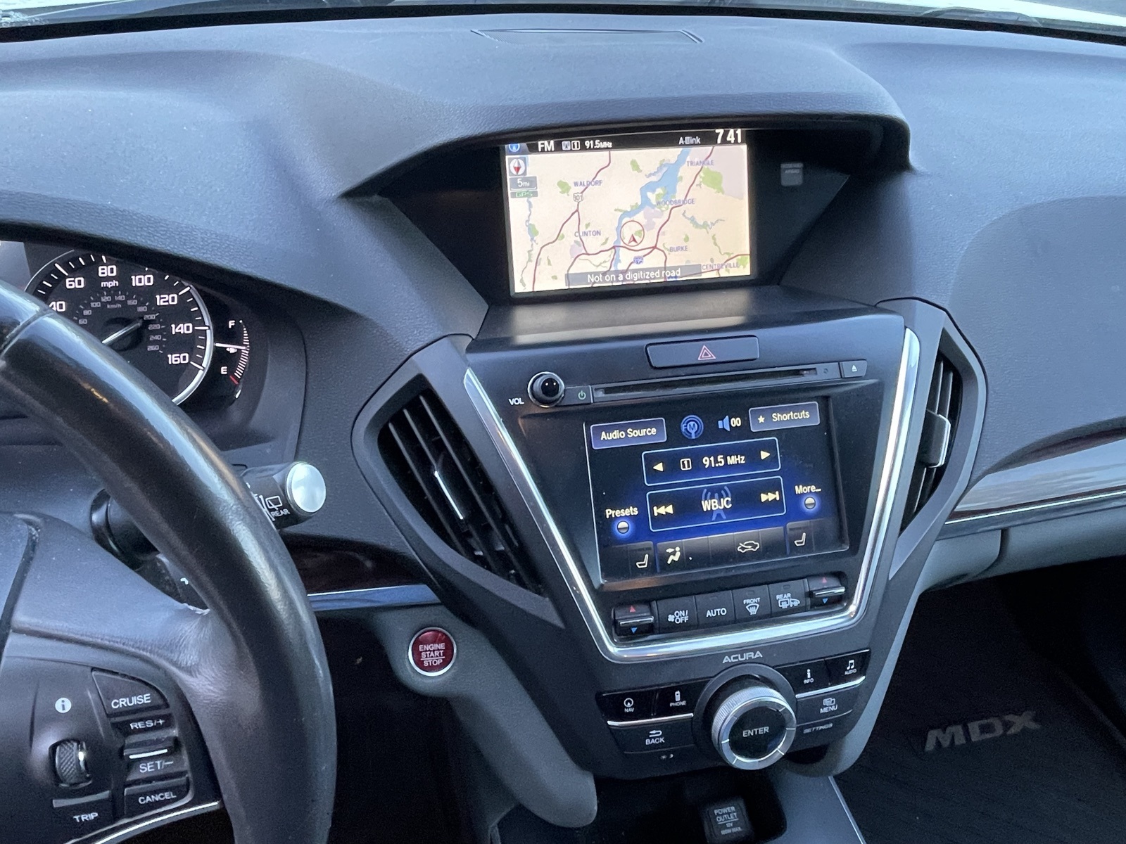 2014 Acura MDX Technology SH-AWD photo 20