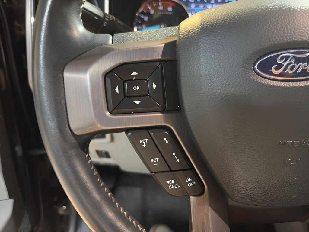 2022 Ford F-350 Limited photo 14