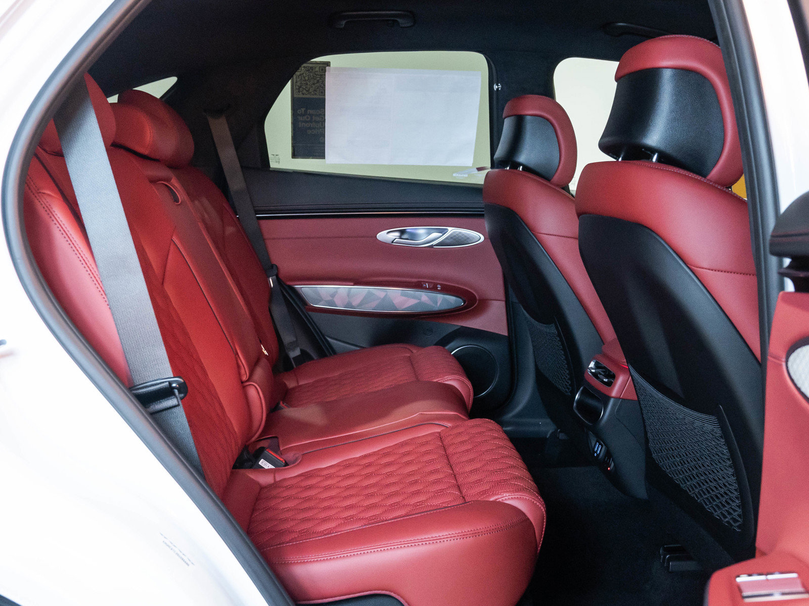 2025 Genesis GV70 3.5T Sport Advanced photo 12