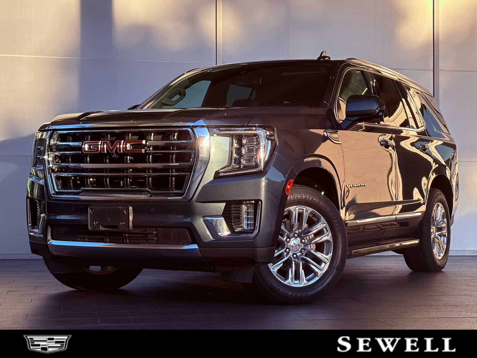 2021 GMC Yukon SLT's photo