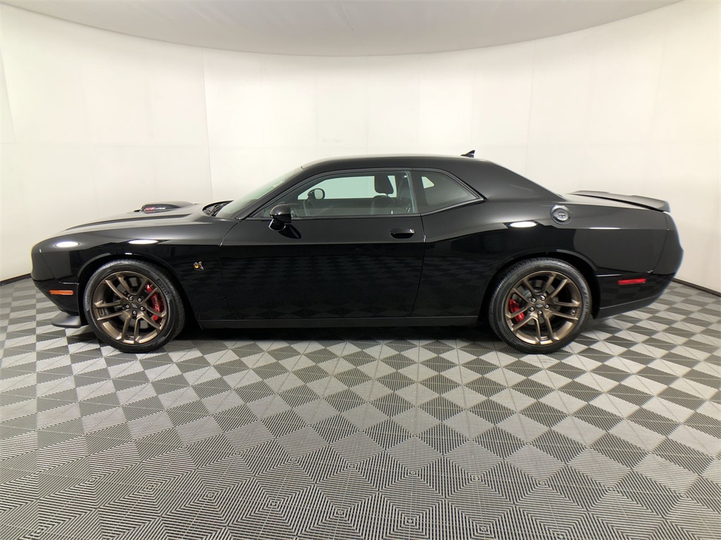 2023 Dodge Challenger R/T Scat Pack photo 7