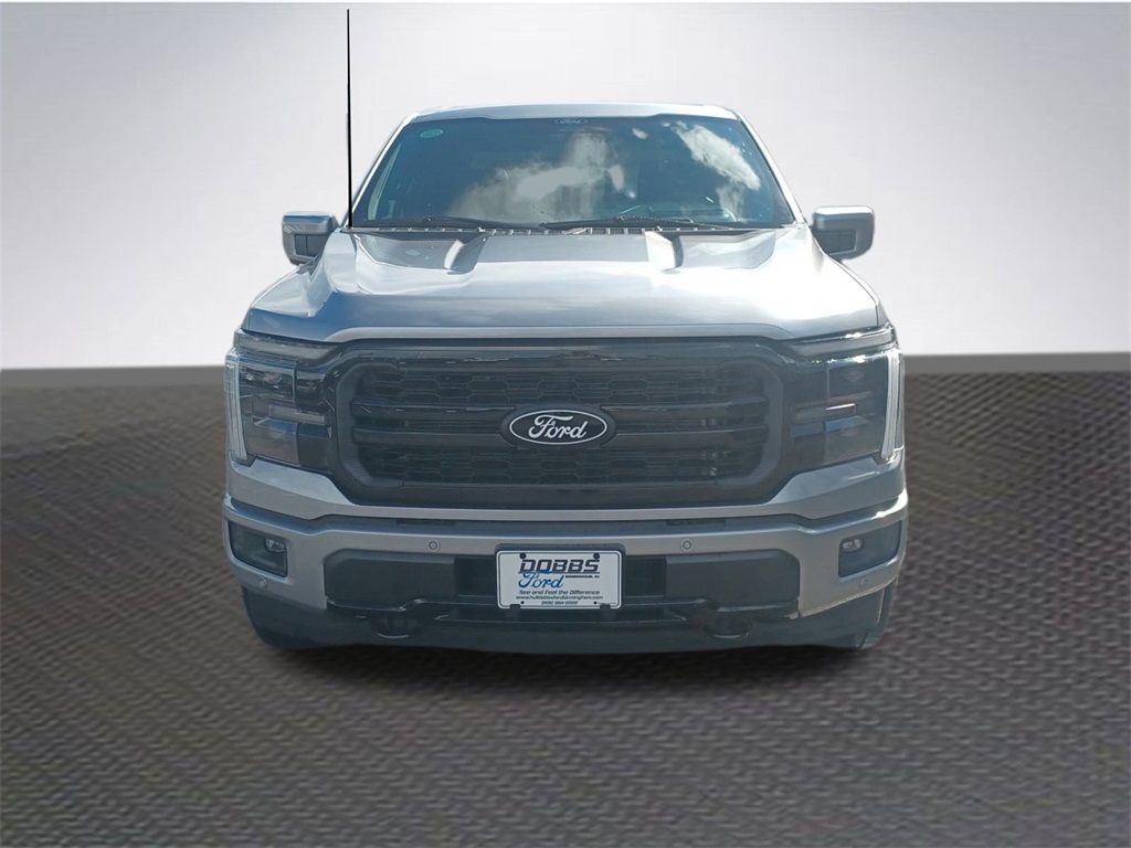 2025 Ford F-150 Lariat photo 2