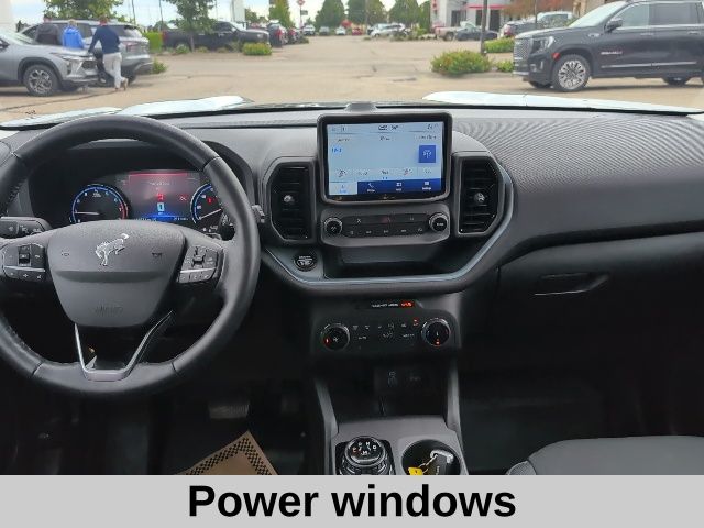 2022 Ford Bronco Sport Badlands photo 2