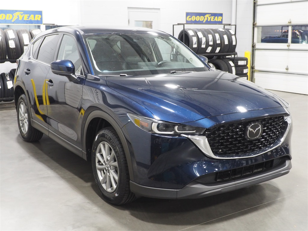 2023 Mazda CX-5 2.5 Select photo 3
