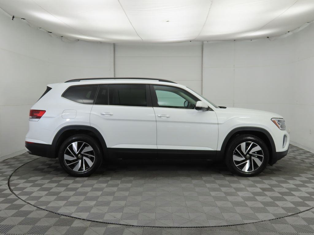 2026 Volkswagen Atlas SE Technology photo 4