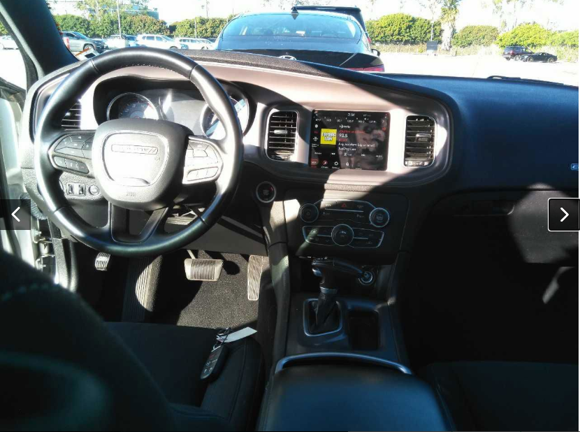 2023 Dodge Charger SXT photo 2