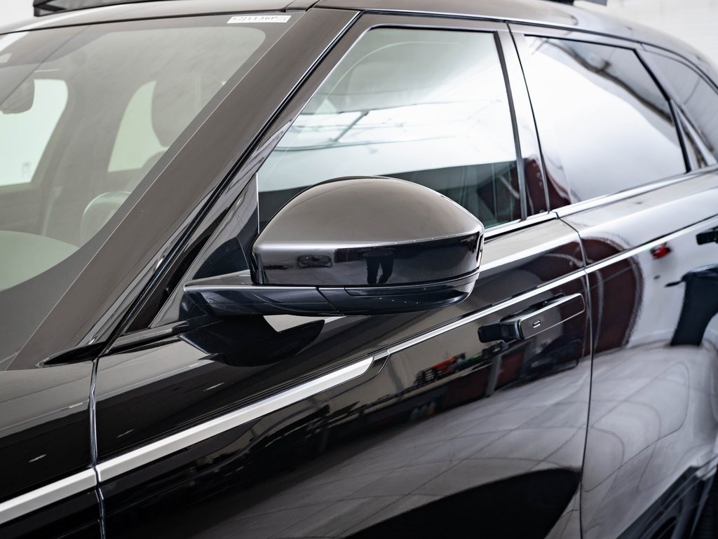 2022 Land Rover Range Rover Velar S photo 16