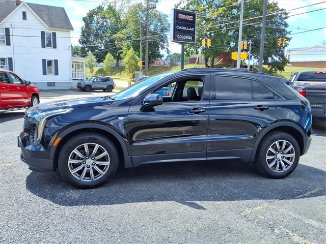 2019 Cadillac XT4 Sport photo 4