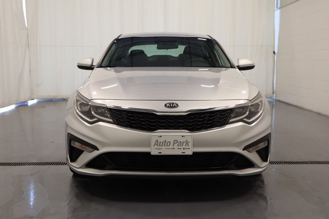 2019 Kia Optima LX photo 3