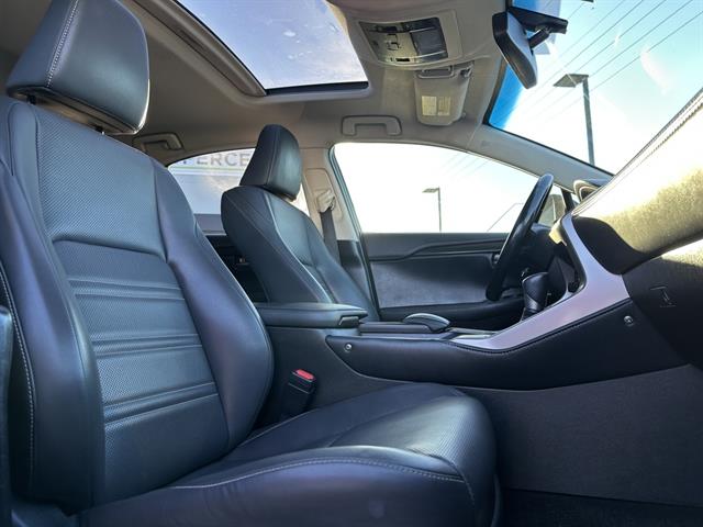 2017 Lexus NX 200t Luxury photo 10
