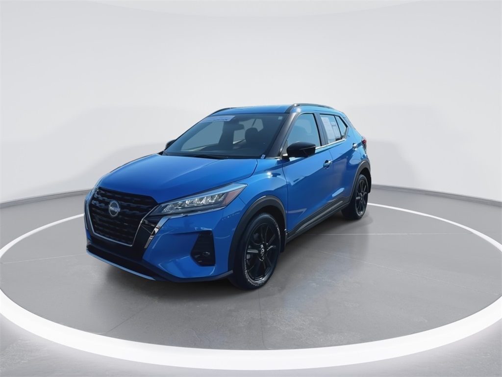 2024 Nissan Kicks SR photo 4