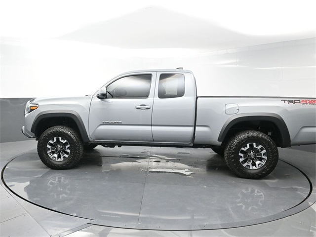 2021 Toyota Tacoma TRD Off-Road photo 4