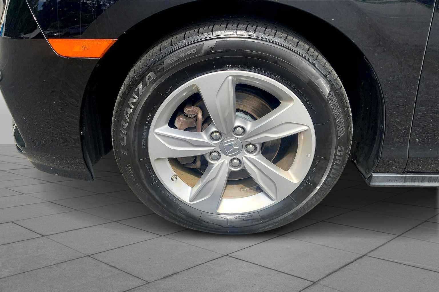 2020 Honda Odyssey EX-L photo 10
