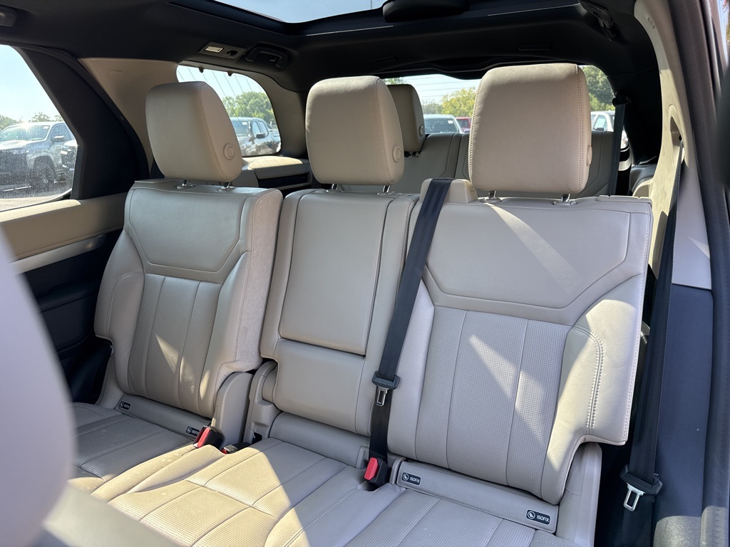 2020 Land Rover Discovery Landmark photo 15
