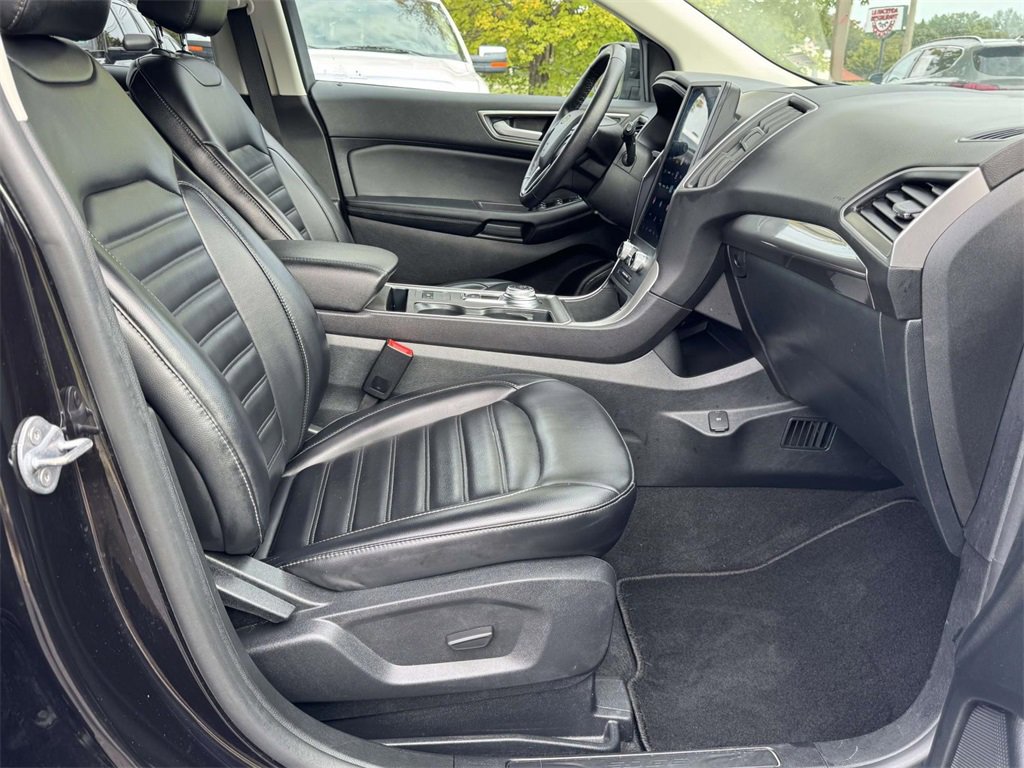 2024 Ford Edge SEL photo 10