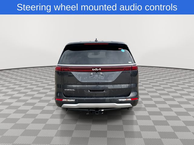 2023 Kia Carnival LX photo 7