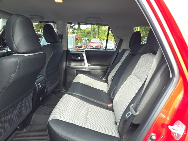 2022 Toyota 4Runner SR5 photo 27