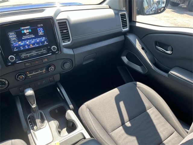 2023 Nissan Frontier SV photo 14
