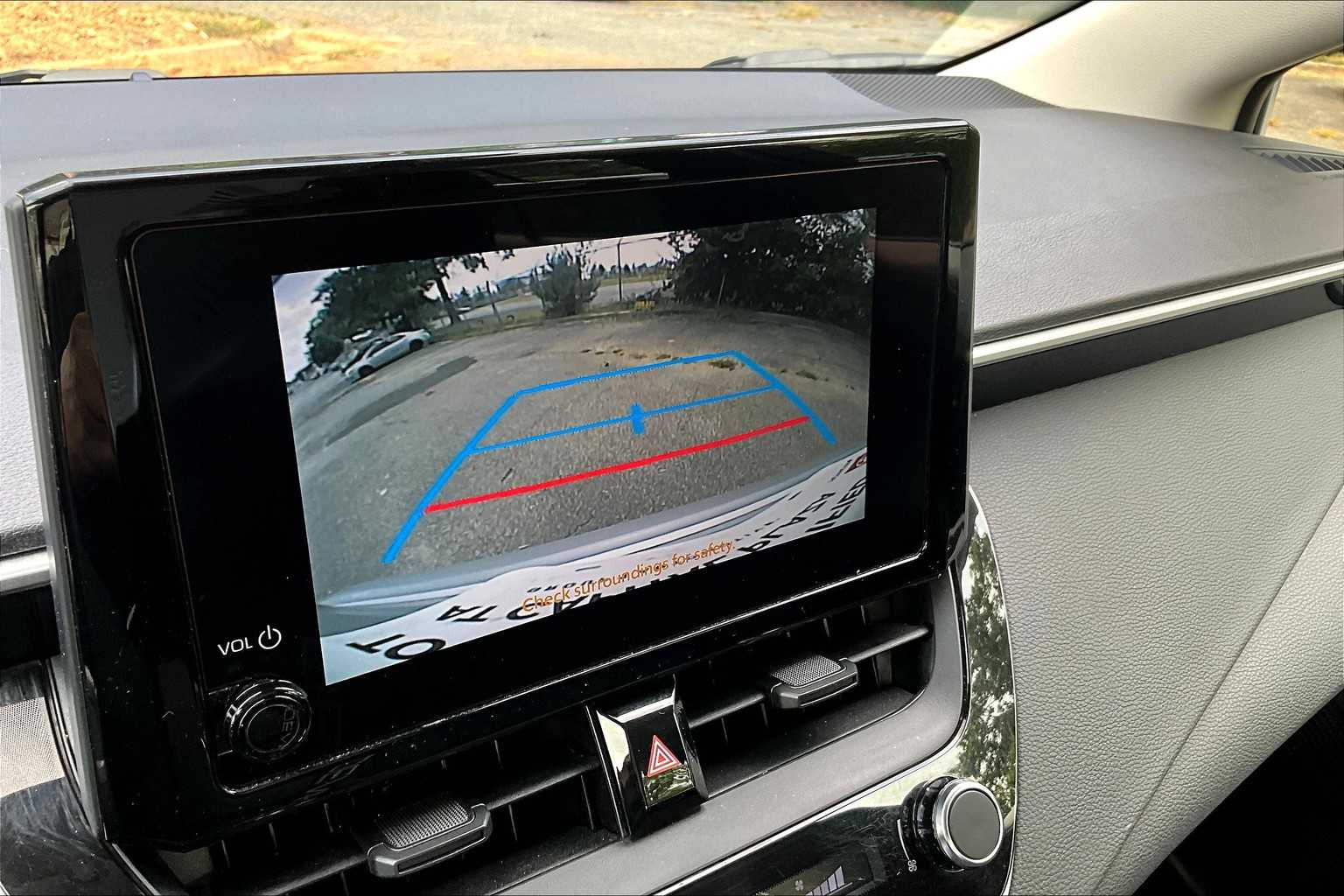 2023 Toyota Corolla Hybrid LE photo 24