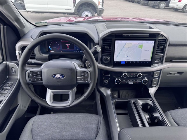 2025 Ford F-150 XLT photo 10