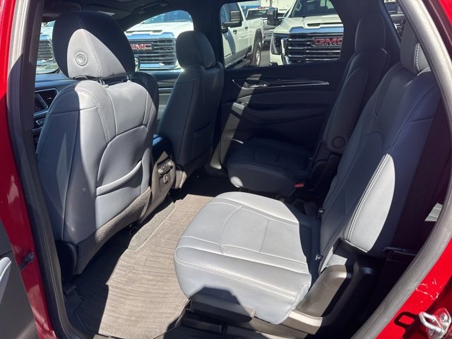 2023 Buick Enclave Essence photo 10