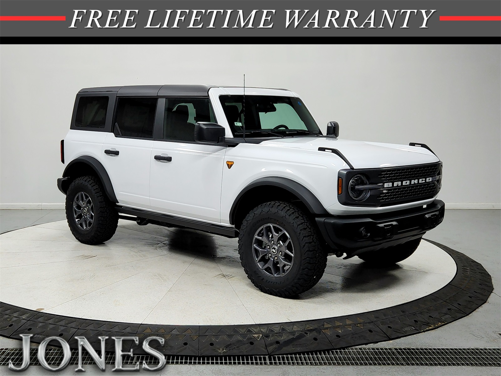 2025 Ford Bronco 4-Door Badlands's photo