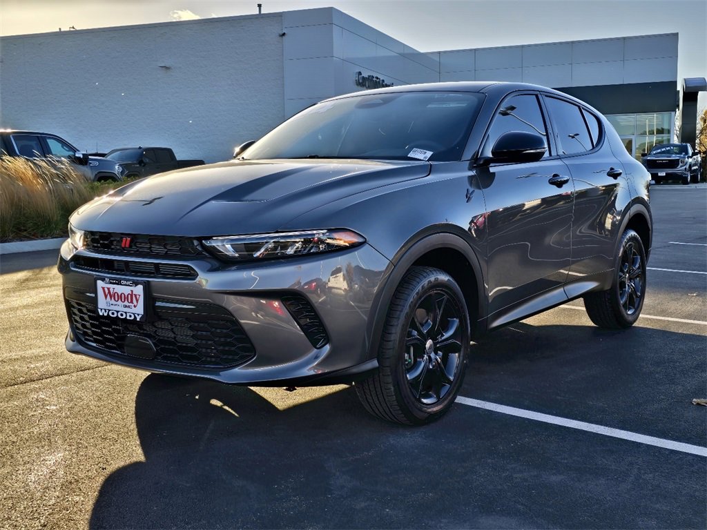 2024 Dodge Hornet GT photo 3