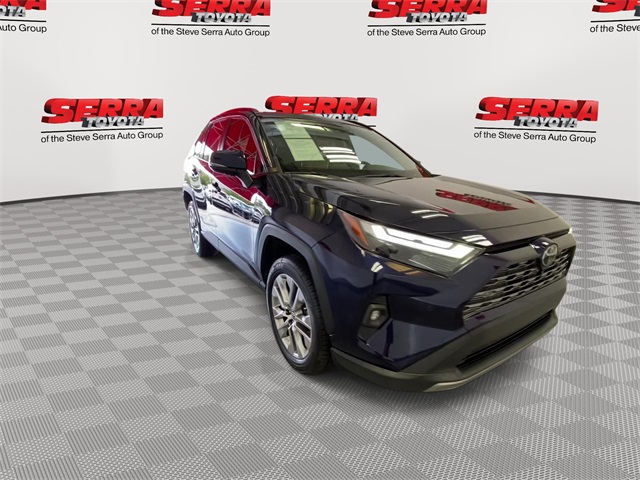 2022 Toyota RAV4 Limited photo 3