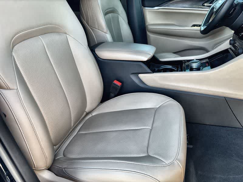 2023 Jeep Grand Cherokee Limited photo 16