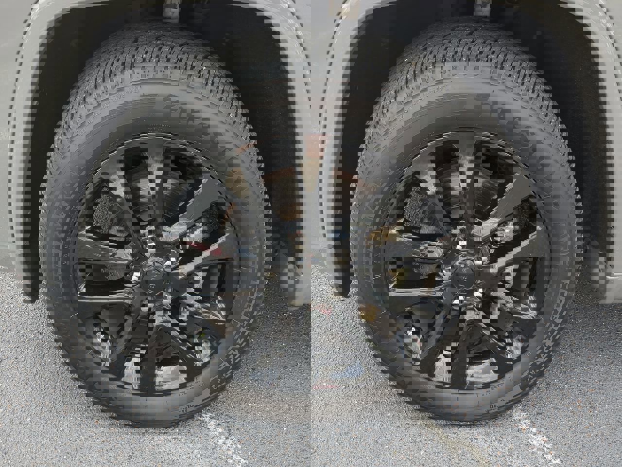 2020 Jeep Grand Cherokee Altitude photo 18
