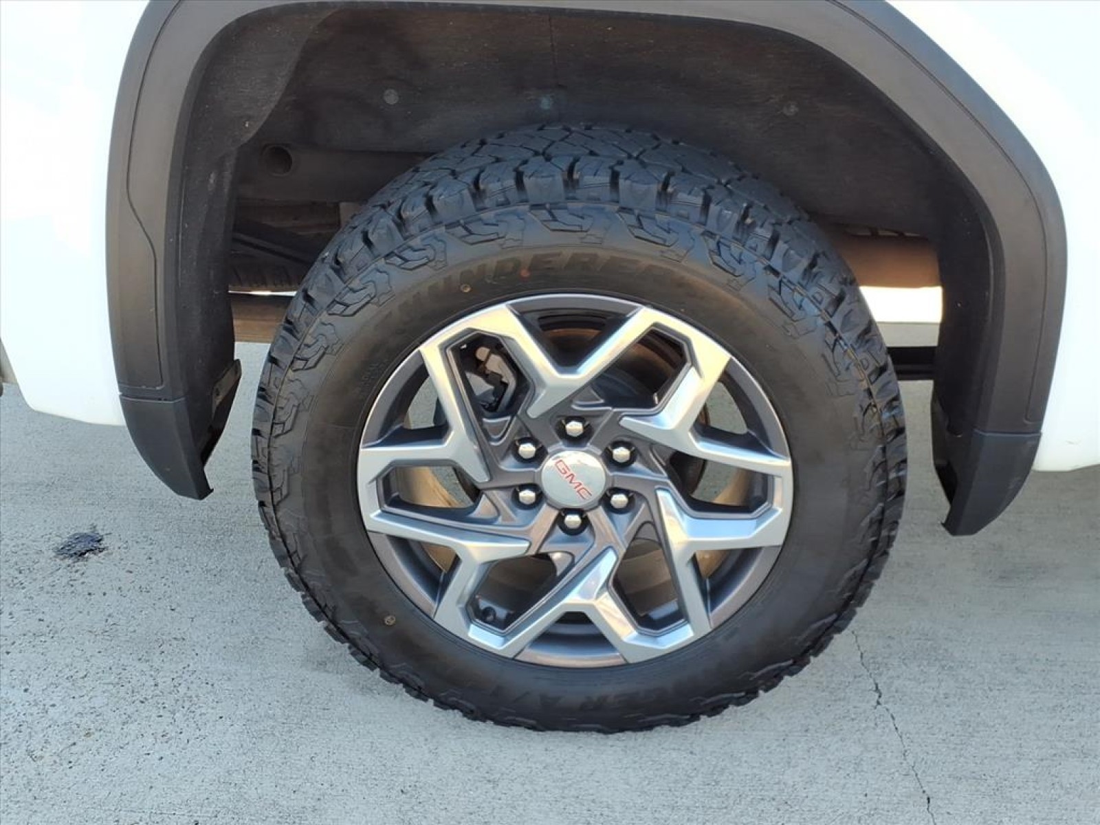 2022 GMC Sierra 1500 SLT Premium Plus Package White at Robbins Nissan