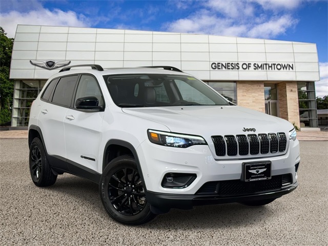 2023 Jeep Cherokee Altitude Lux's photo