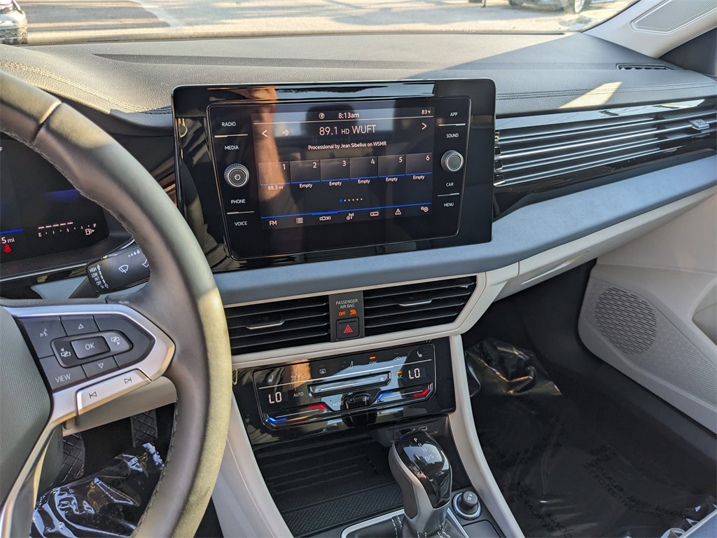 2025 Volkswagen Jetta 1.5T SE photo 21