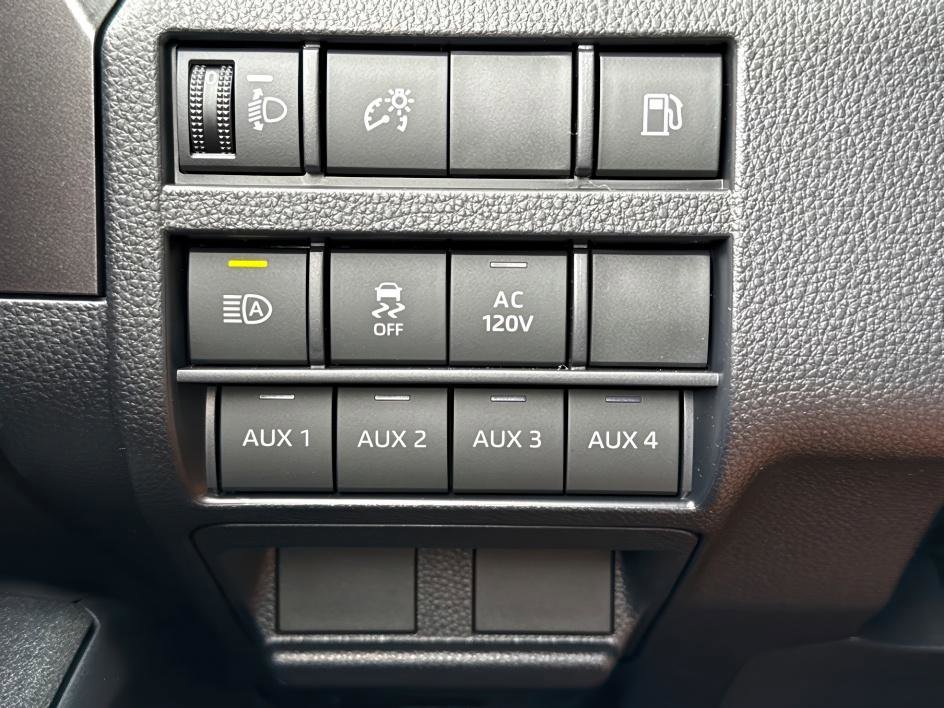 2025 Toyota 4Runner TRD Off-Road photo 12