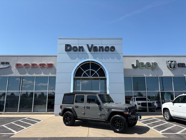 2021 Jeep Wrangler Unlimited Willys's photo