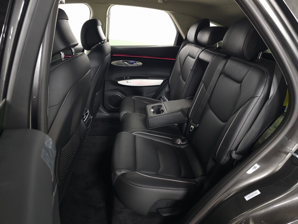 2026 Genesis GV70 2.5T Advanced photo 25