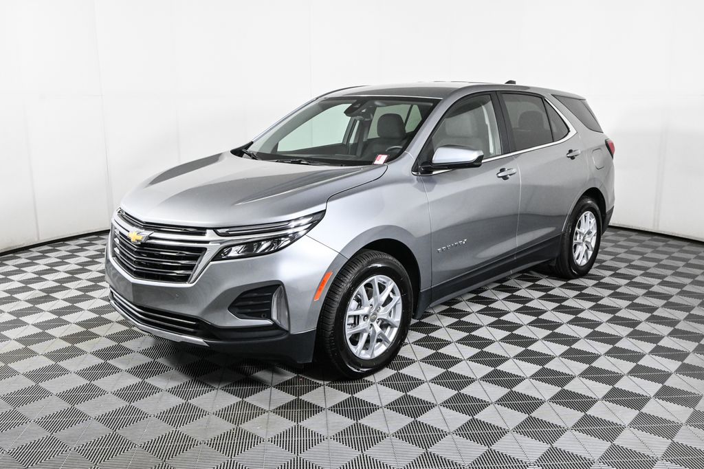 2024 Chevrolet Equinox LT's photo