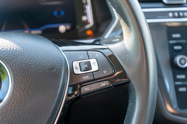 2020 Volkswagen Tiguan SEL photo 15