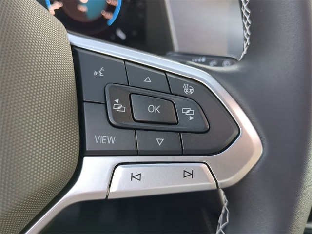2026 Volkswagen Atlas Cross Sport SE Technology photo 27