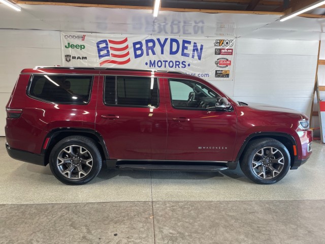 2023 Jeep Wagoneer Series III's photo