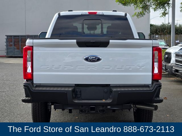 2025 Ford F-250 photo 7