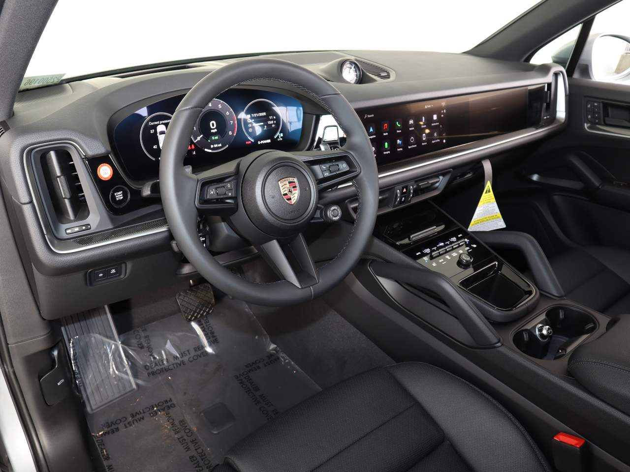2025 Porsche Cayenne E-Hybrid photo 4