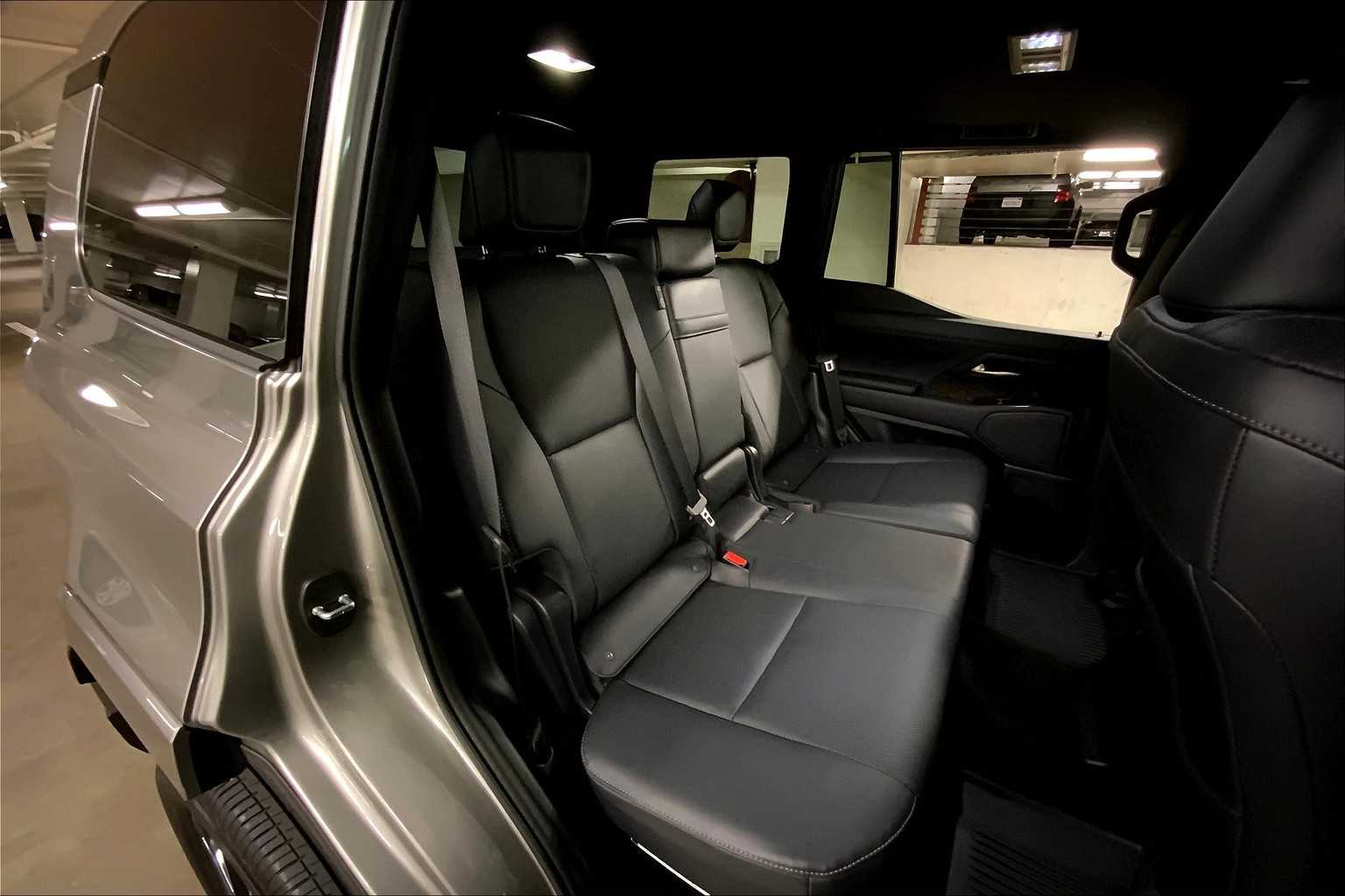 2024 Lexus GX 550 Premium photo 18